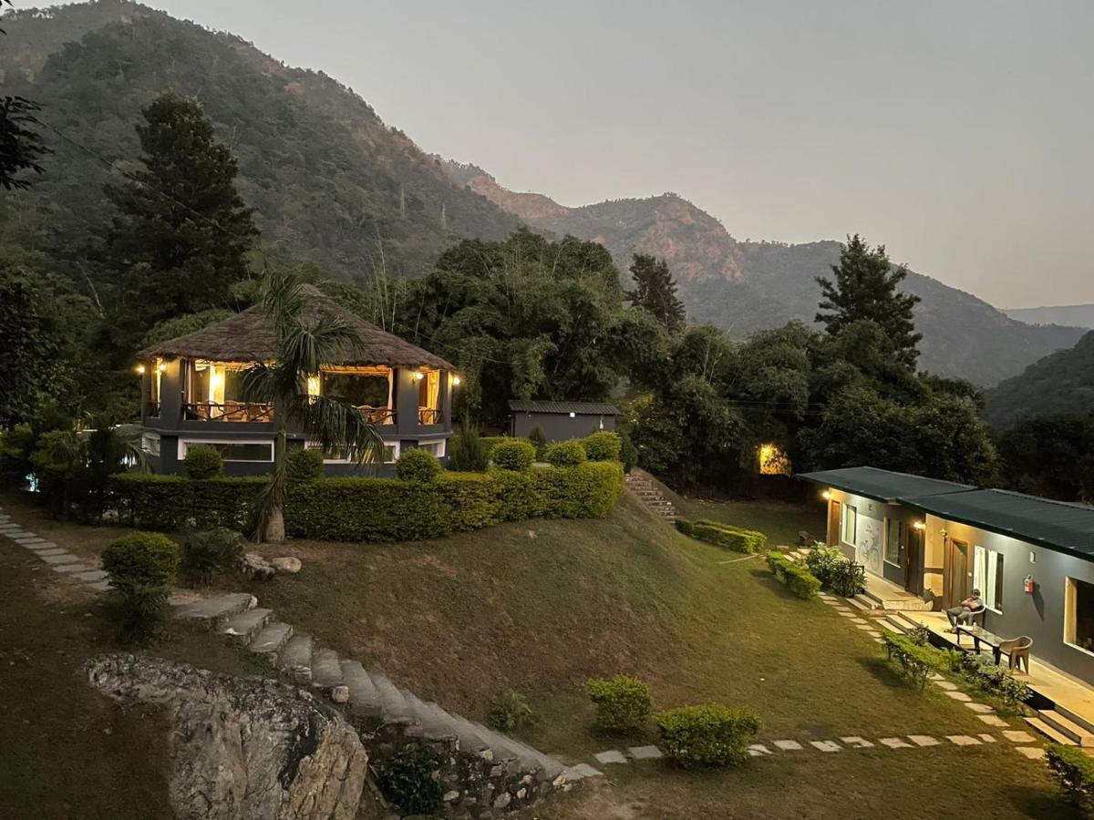 Sky Ganga Resort Narendra Nagar Eksteriør billede
